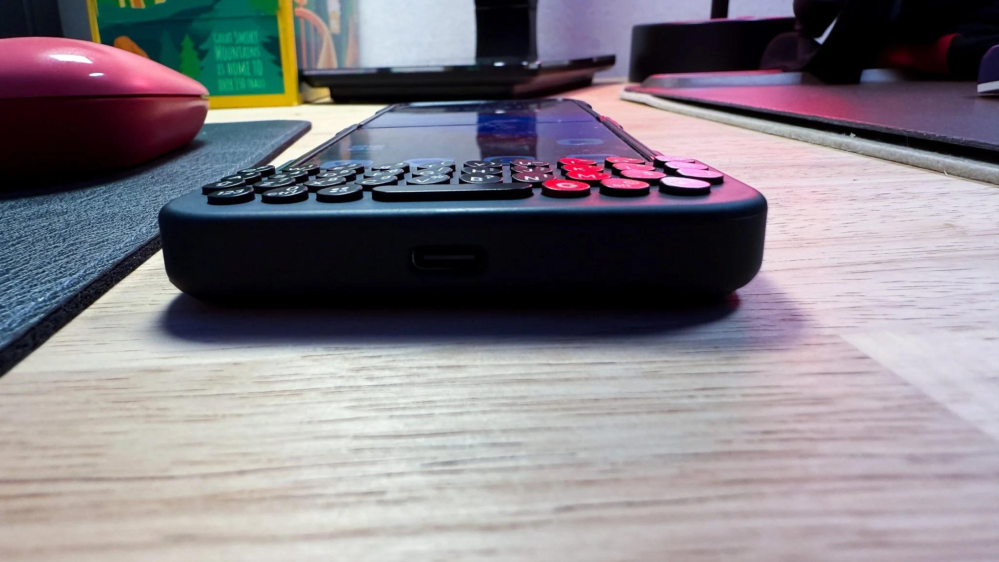 Clicks Keyboard Case Review — Sypnotix